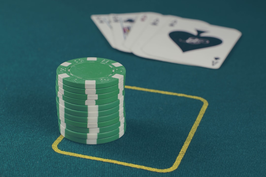 découvrez tout sur le poker : règles, stratégies, astuces et actualités pour améliorer votre jeu et profiter pleinement de cette passion captivante.