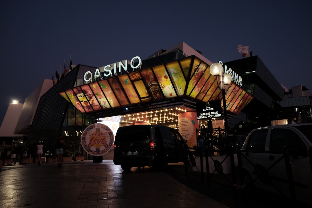 découvrez notre casino mobile pour jouer à vos jeux préférés partout et à tout moment. profitez de bonus exclusifs et d'une expérience sécurisée sur mobile.